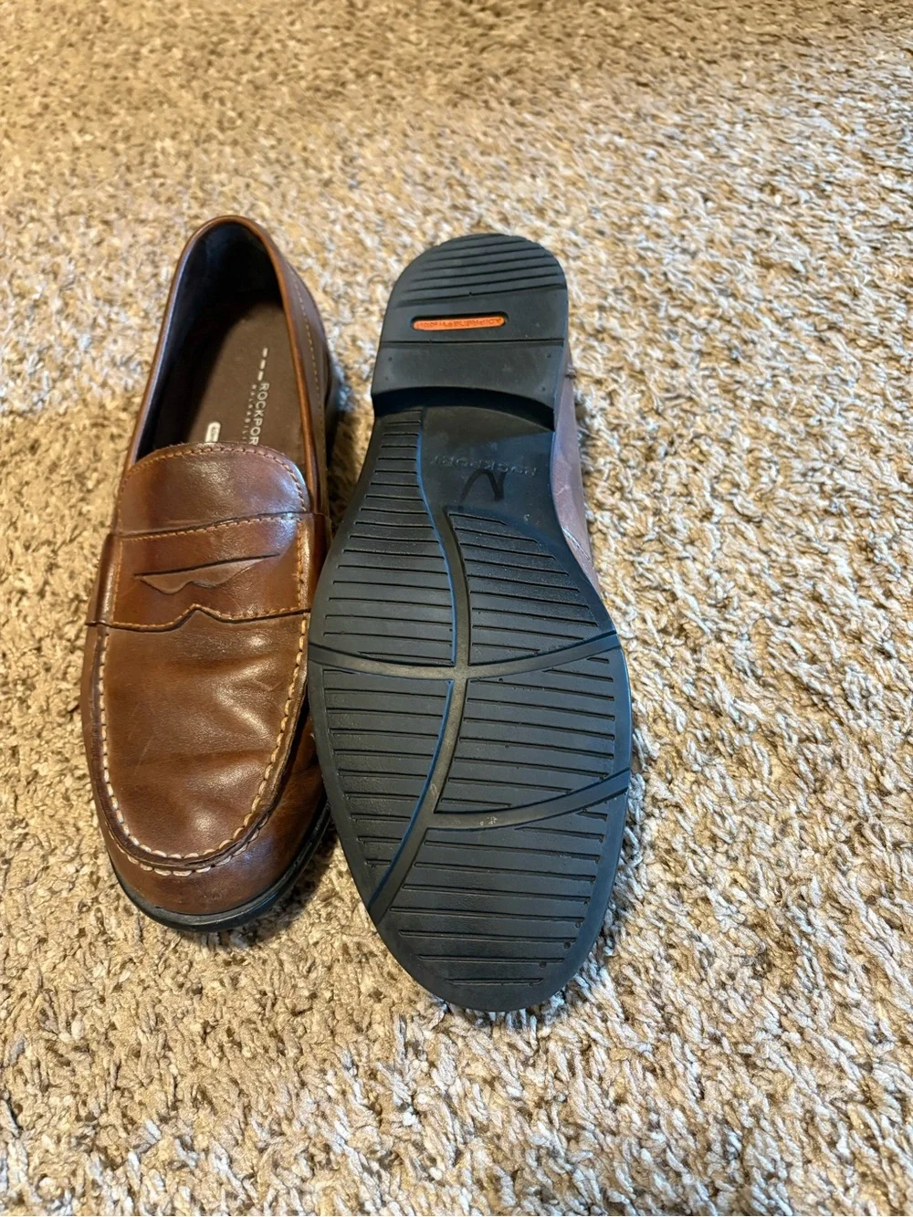 Rockport mens classic loafers. Size 9.5